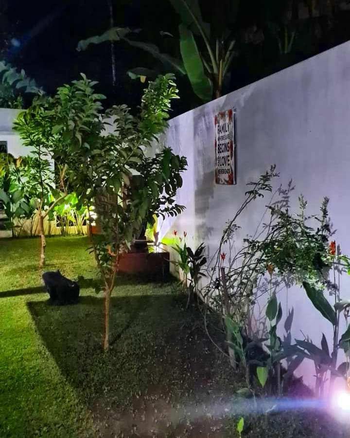 King'S Home Villa Bantul Exterior photo